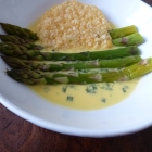 Asperge sauce mousseline & tuile de parmesan Asperge sauce mousseline & tuile de parmesan