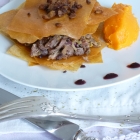 Millefeuille de canard aux épices et aux éclats de châtaignes Millefeuille de canard aux épices et aux éclats de châtaignes