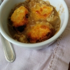Soupe à l'oignon gratinée Soupe à l'oignon gratinée